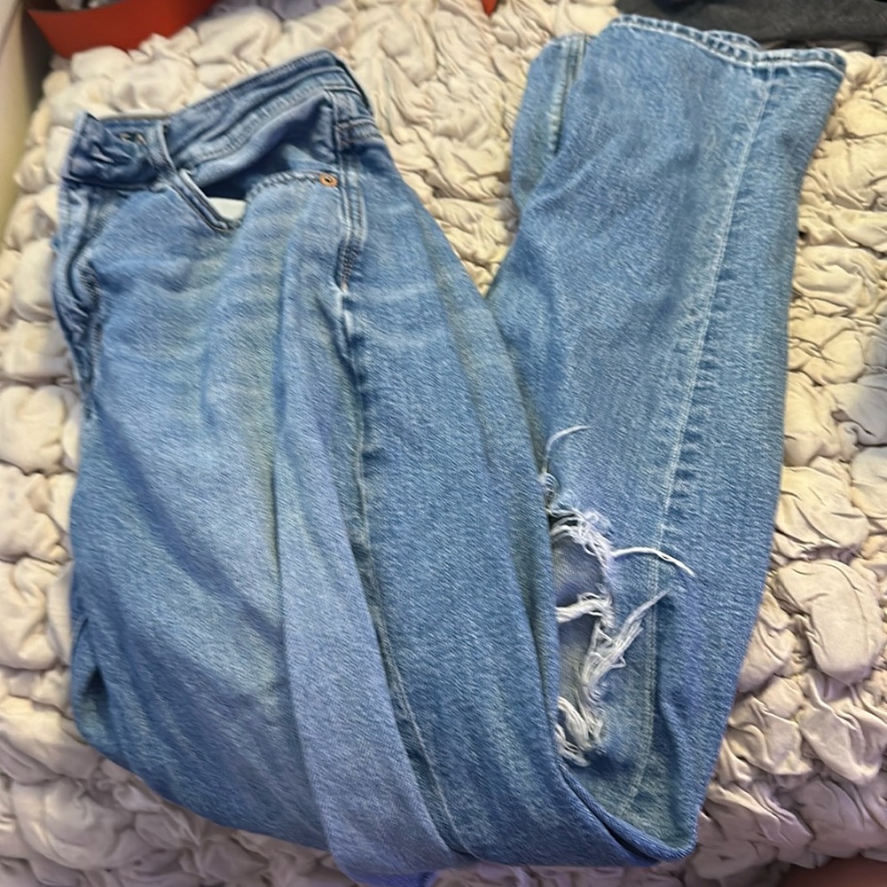 American eagle mom jeans